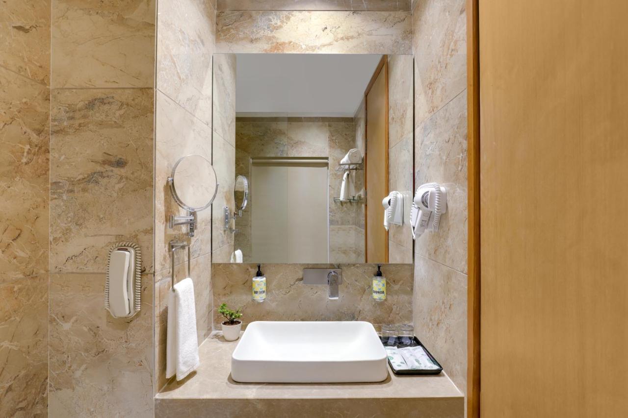 Lemon Tree Hotel Agra Shikohabad المظهر الخارجي الصورة